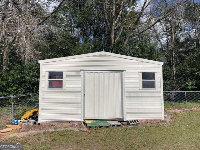 212 Rustin Street, Glennville, GA 30427