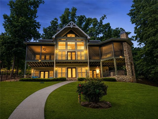541 Riverstone Drive, Salem, SC 29676