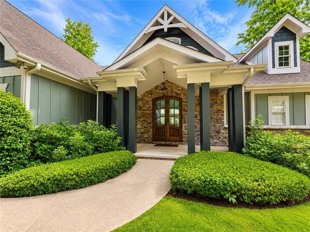 541 Riverstone Drive, Salem, SC 29676