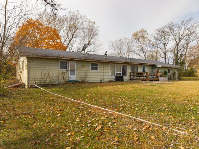 877 E Main Street, Willow Springs, MO 65793