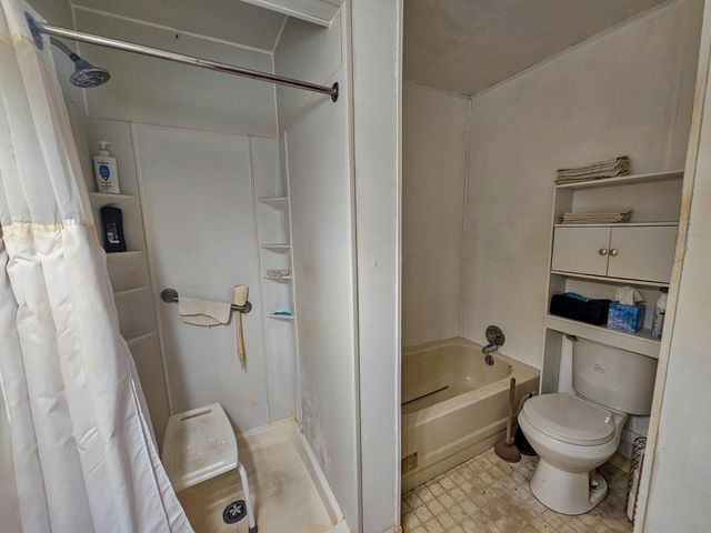 877 E Main Street, Willow Springs, MO 65793