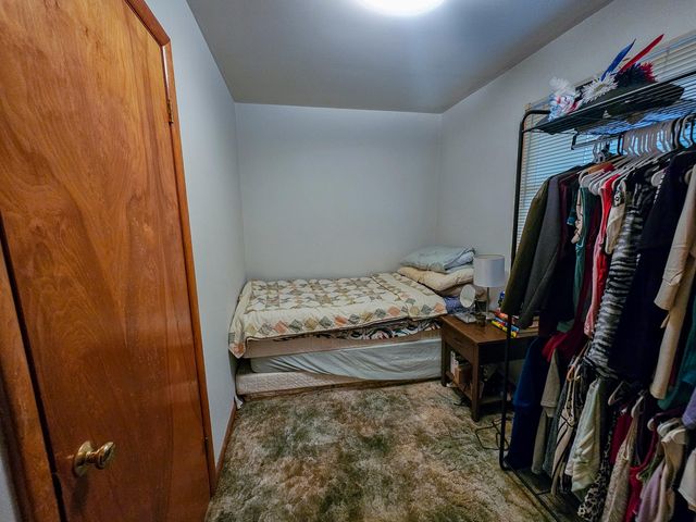 877 E Main Street, Willow Springs, MO 65793