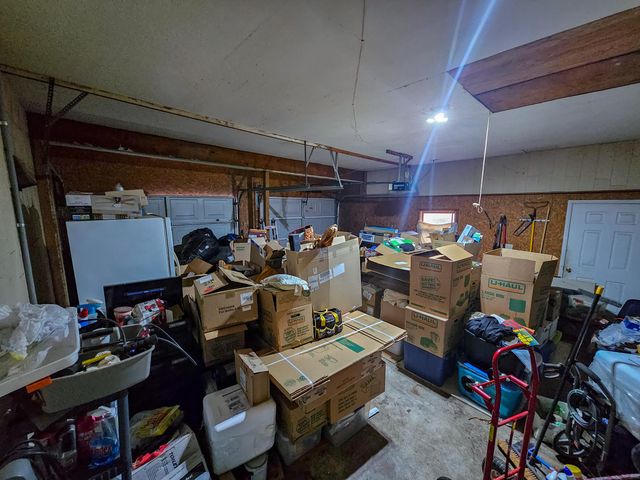 877 E Main Street, Willow Springs, MO 65793