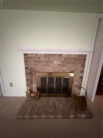 952 Ewell RD, Virginia Beach, VA 23455