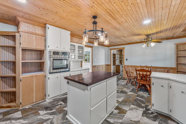 10184 S US Highway 281, Stephenville, TX 76401