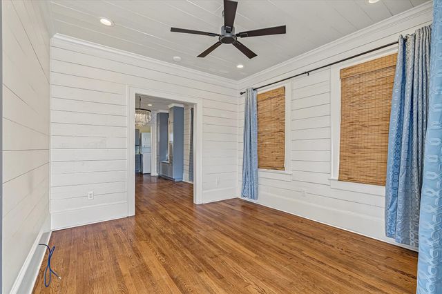 617 18th Street, Galveston, TX 77550