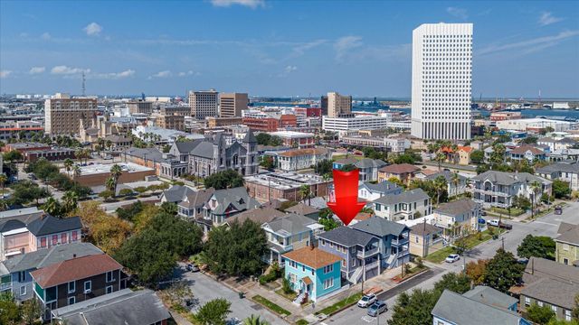 617 18th Street, Galveston, TX 77550