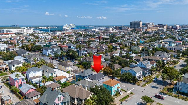 617 18th Street, Galveston, TX 77550