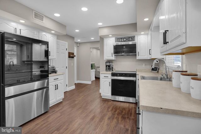 4339 STOUDTS FERRY BRIDGE RD, Reading, PA 19605