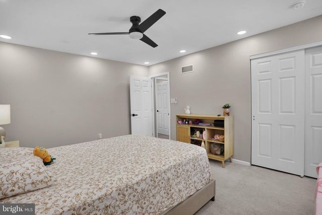 4339 STOUDTS FERRY BRIDGE RD, Reading, PA 19605