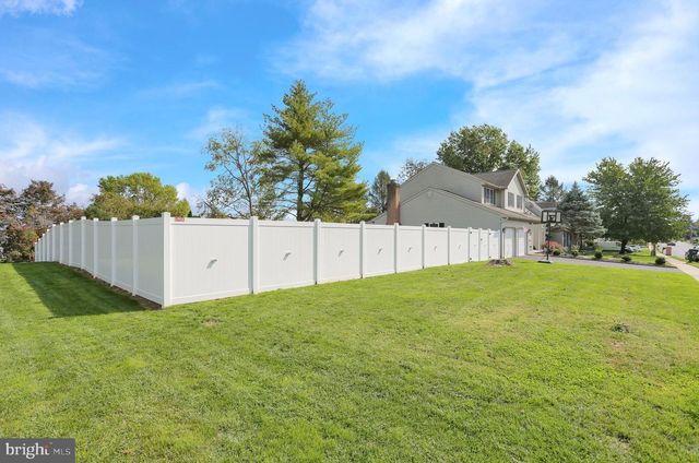 4339 STOUDTS FERRY BRIDGE RD, Reading, PA 19605