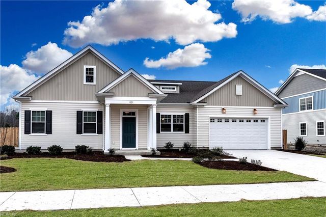 724 Crestfield DR, Chesapeake, VA 23320