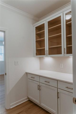 724 Crestfield DR, Chesapeake, VA 23320