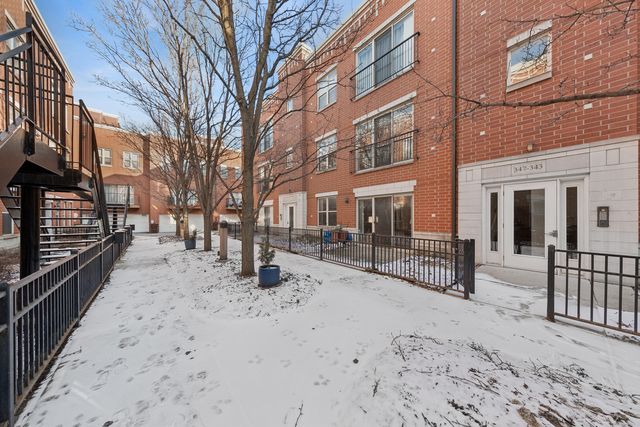 347 E 25th Place 1E, Chicago, IL 60616