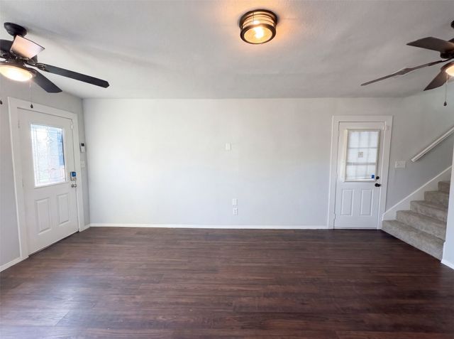 4526 S Horseshoe Trail, The Colony, TX 75056