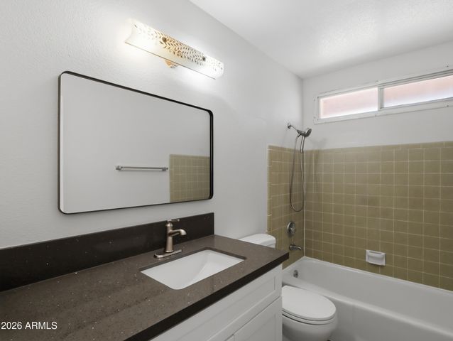 2949 W CACTUS WREN Drive, Phoenix, AZ 85051