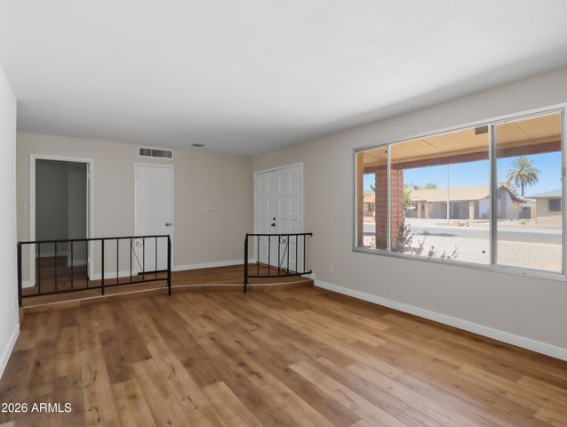 2949 W CACTUS WREN Drive, Phoenix, AZ 85051