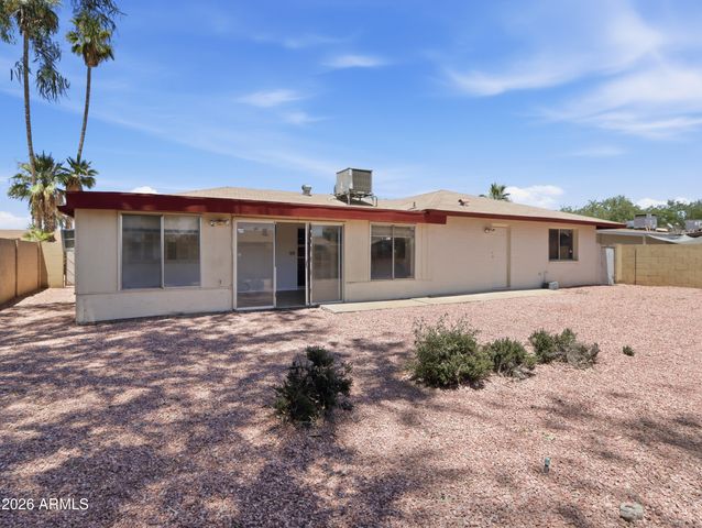 2949 W CACTUS WREN Drive, Phoenix, AZ 85051