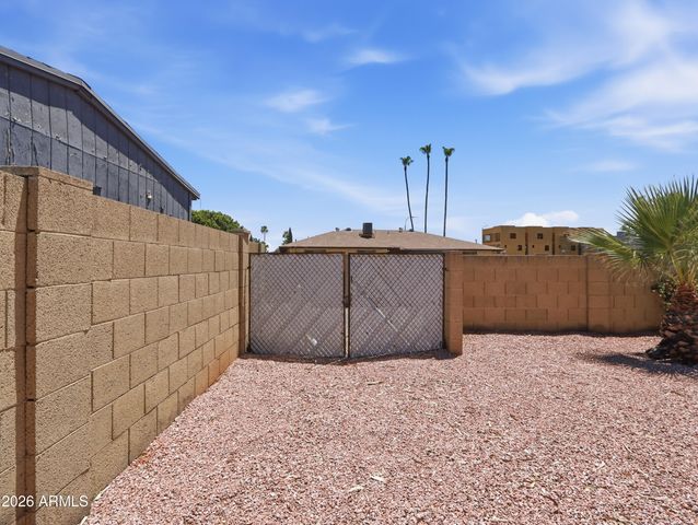 2949 W CACTUS WREN Drive, Phoenix, AZ 85051