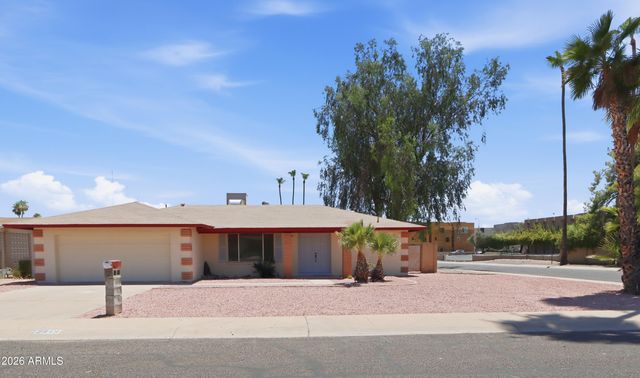 2949 W CACTUS WREN Drive, Phoenix, AZ 85051