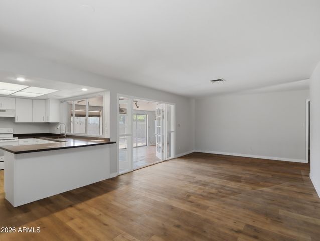 2949 W CACTUS WREN Drive, Phoenix, AZ 85051