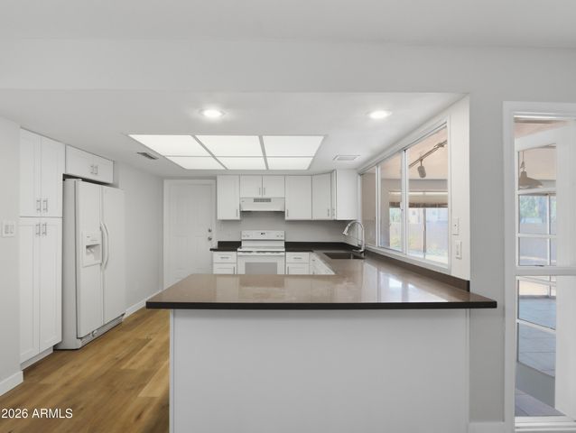 2949 W CACTUS WREN Drive, Phoenix, AZ 85051