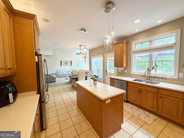 7485 Rolling Oaks Drive, Winston, GA 30187