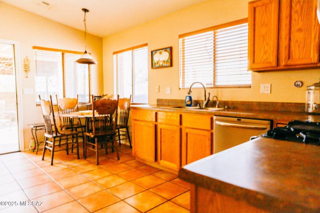 1651 N Pima Court, Tucson, AZ 85716