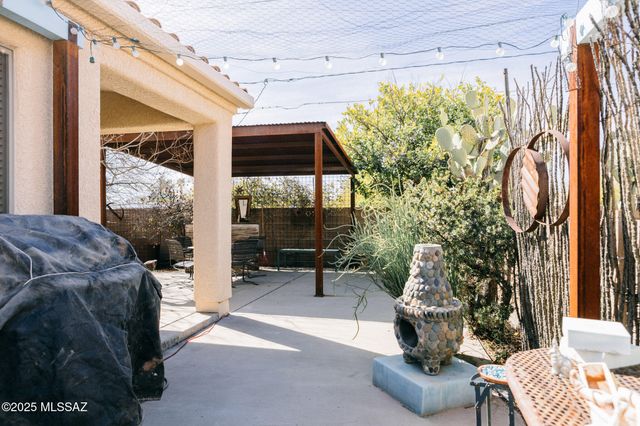 1651 N Pima Court, Tucson, AZ 85716