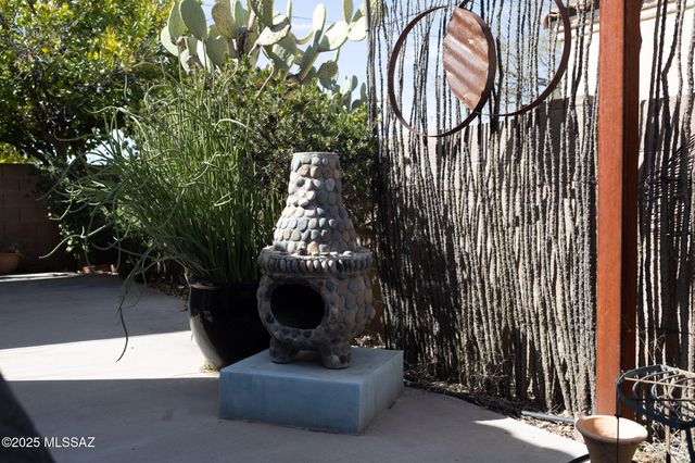 1651 N Pima Court, Tucson, AZ 85716