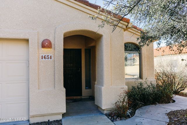 1651 N Pima Court, Tucson, AZ 85716