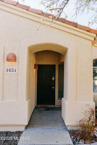 1651 N Pima Court, Tucson, AZ 85716