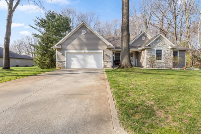 13745 Ranier Drive, Middlebury, IN 46540