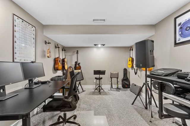 13745 Ranier Drive, Middlebury, IN 46540
