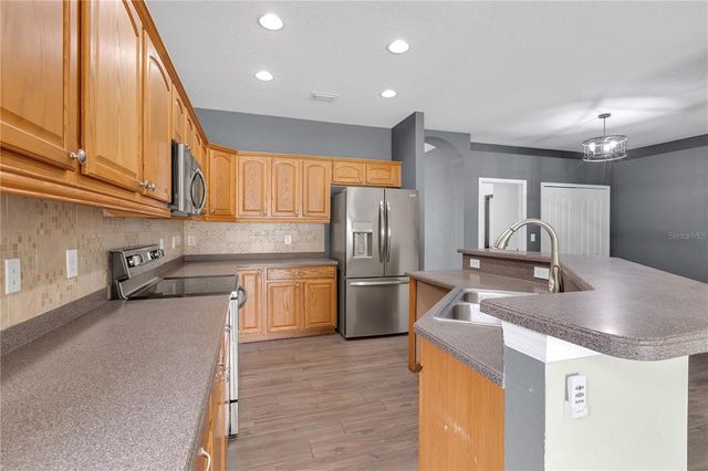 9644 JASMINE BROOK CIRCLE, Land O Lakes, FL 34638