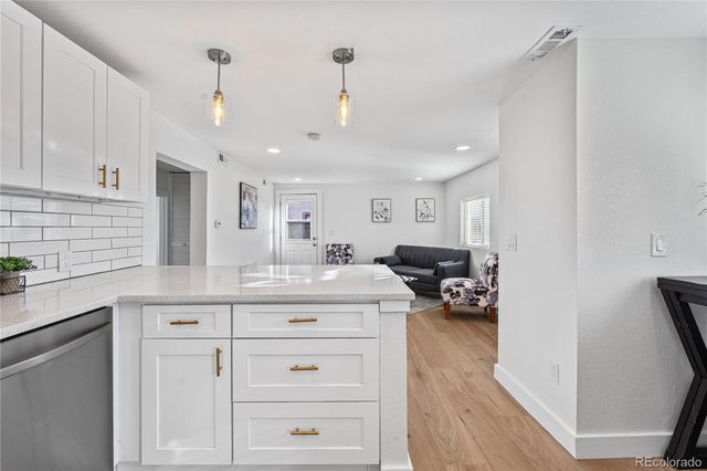 3381 W Center Avenue, Denver, CO 80219