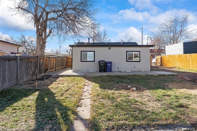 3381 W Center Avenue, Denver, CO 80219