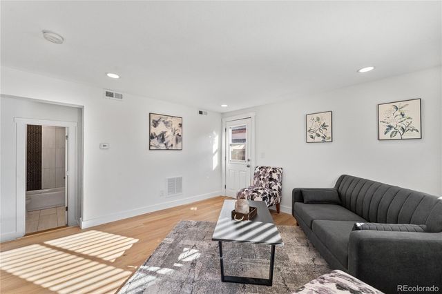 3381 W Center Avenue, Denver, CO 80219