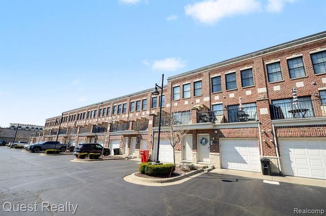 218 Mill Street, Rochester, MI 48307