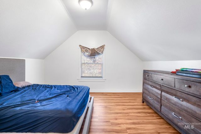 242 8th Ave E, Twin Falls, ID 83301