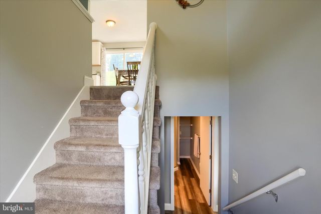 755 GREEN HILL DR, Newport, PA 17074