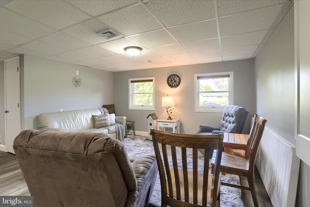 755 GREEN HILL DR, Newport, PA 17074