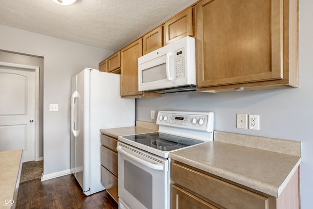 7217 Burlat Lane, Noblesville, IN 46062