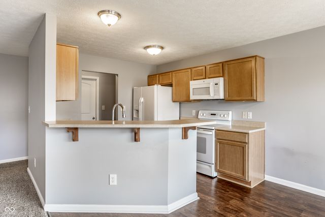 7217 Burlat Lane, Noblesville, IN 46062