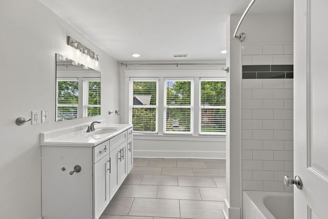 1232 N 2nd St, Nashville, TN 37207