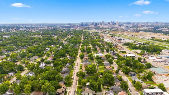 1232 N 2nd St, Nashville, TN 37207