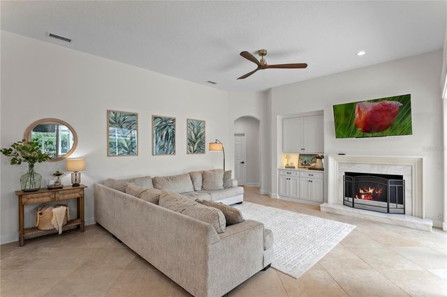 6123 SAVOY CIRCLE, Lutz, FL 33558