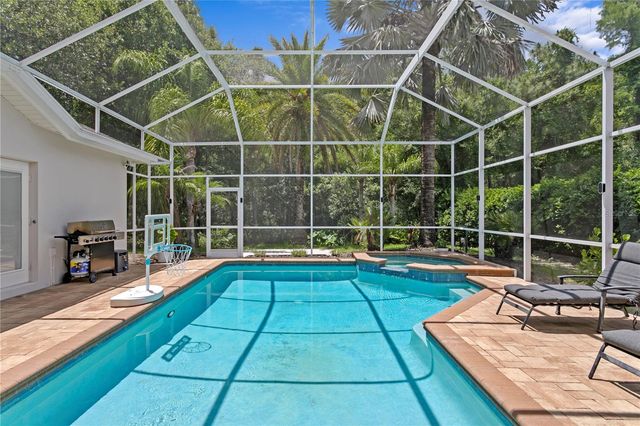 6123 SAVOY CIRCLE, Lutz, FL 33558