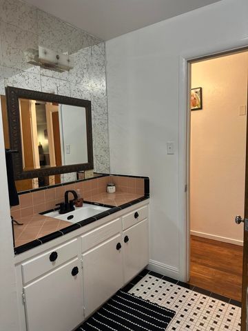 6405 El Camino Drive, Redding, CA 96001