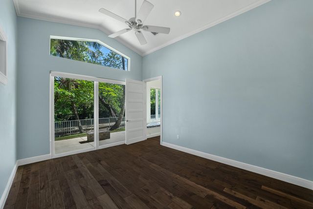 216 SE 10th Street, Fort Lauderdale, FL 33316